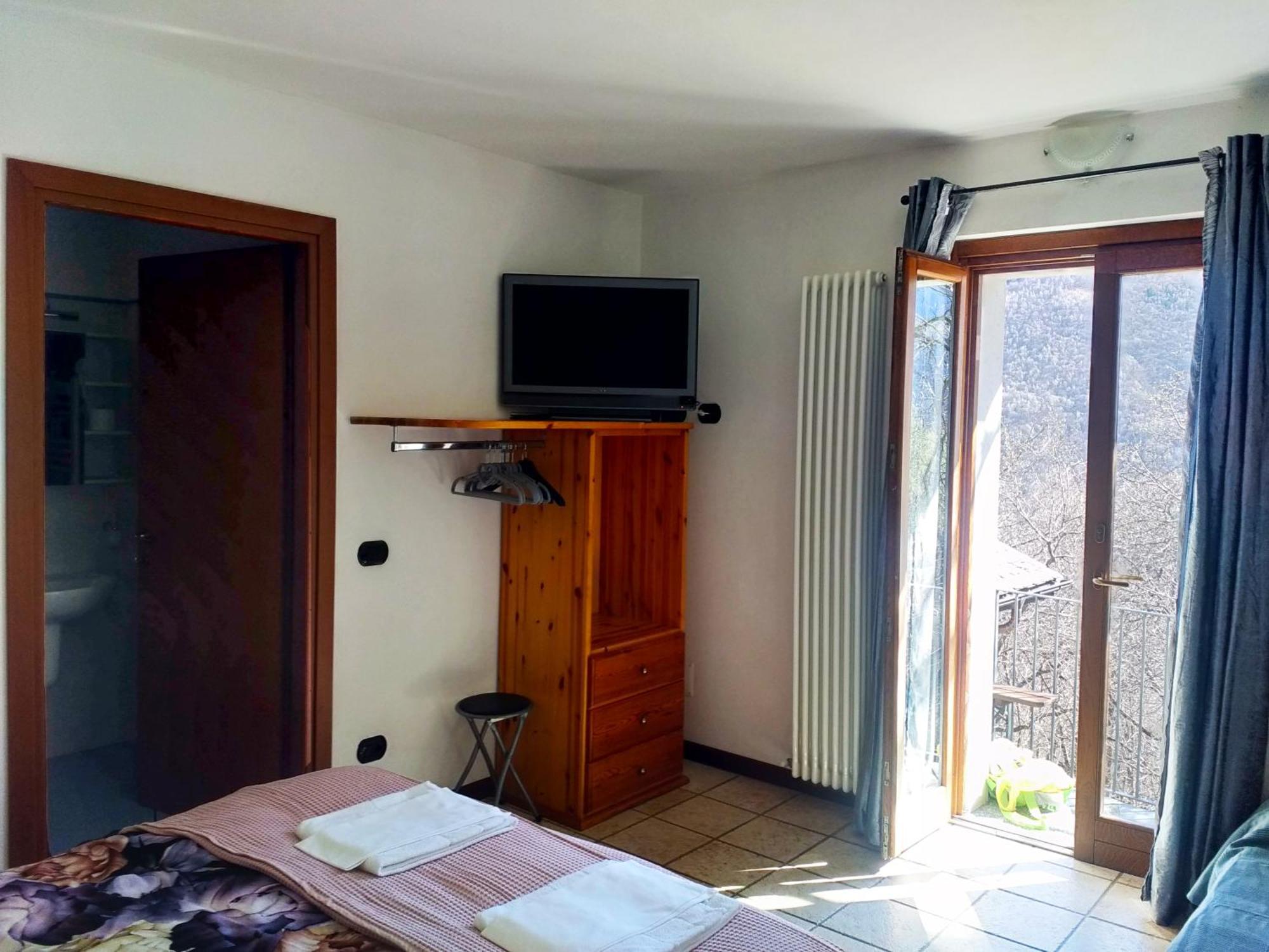 Agriturismo La Fonte Di Mariella Граведона Екстериор снимка