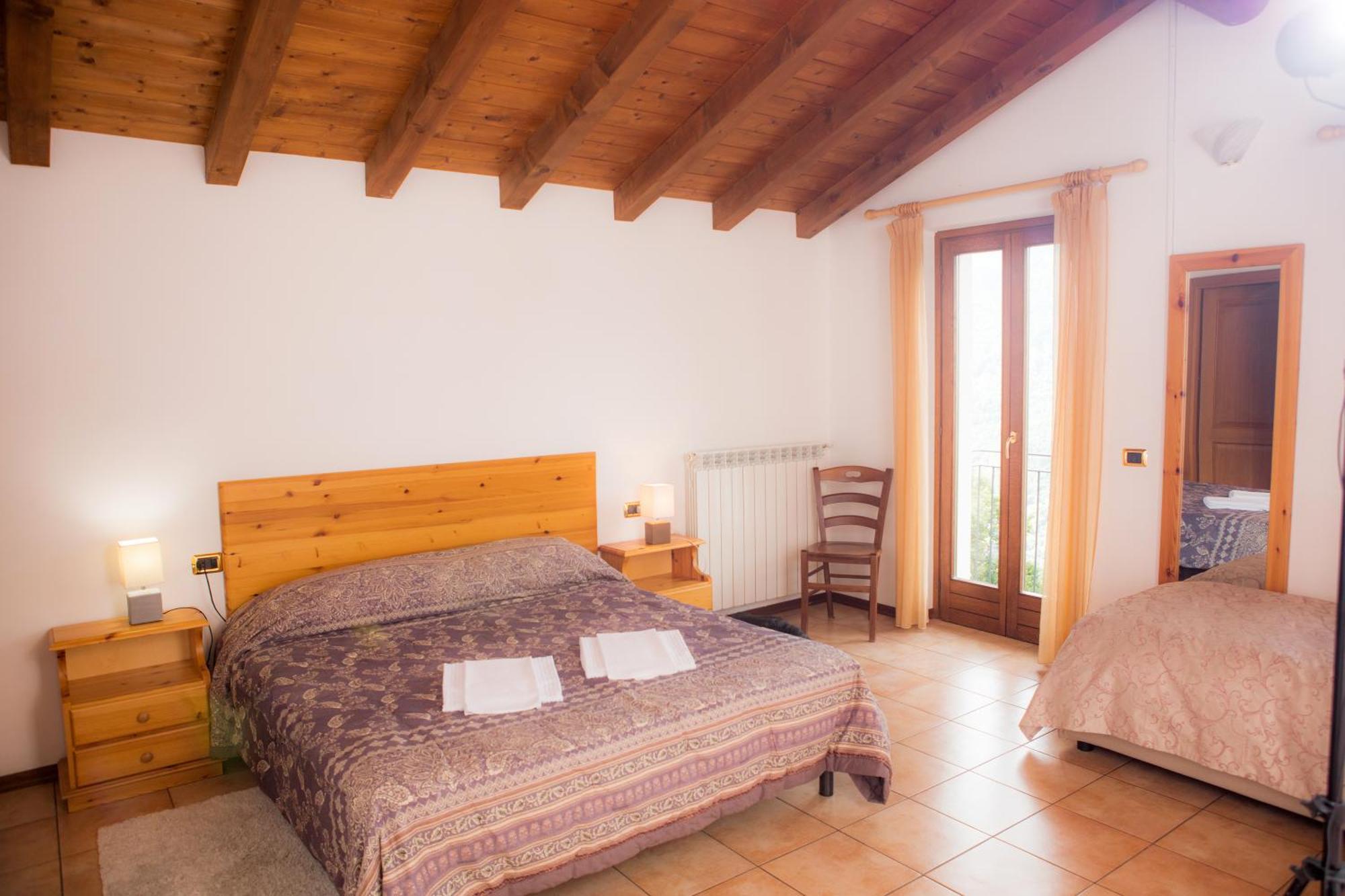 Agriturismo La Fonte Di Mariella Граведона Екстериор снимка